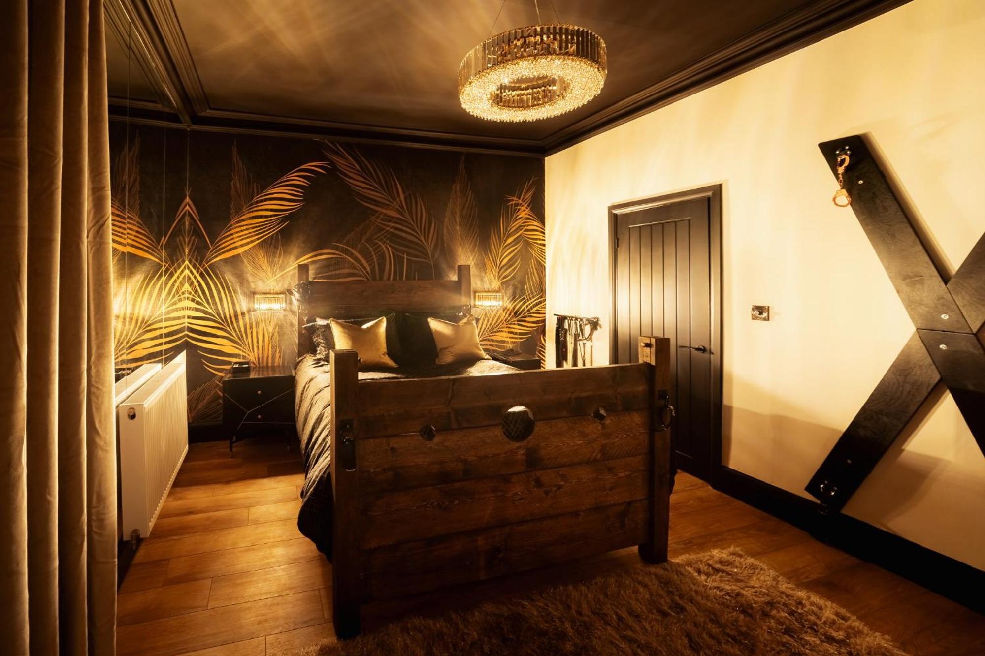 Casa Amor - Kinky Adult Only Stoke-on-Trent المظهر الخارجي الصورة